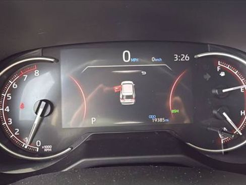 Used 2025 Toyota RAV4 LE AWD/4WD image 28