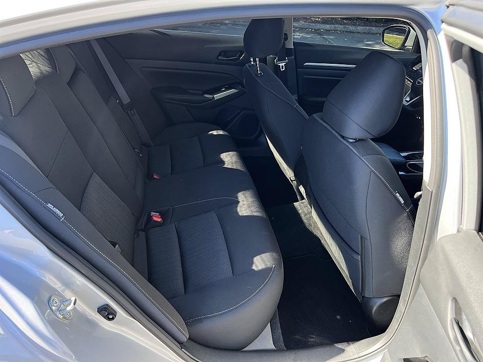 Certified 2023 Nissan Altima 2.5 SV FWD image 16