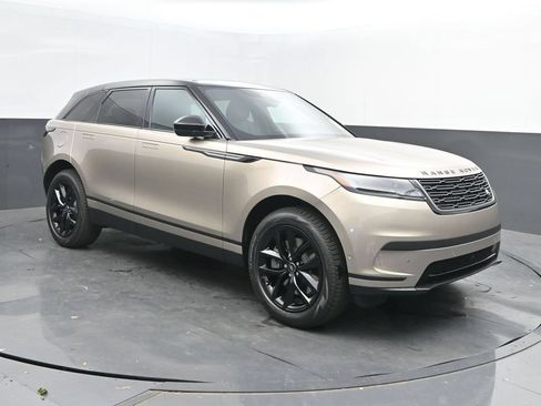 Used 2026 Land Rover Range Rover Velar S AWD/4WD image 9