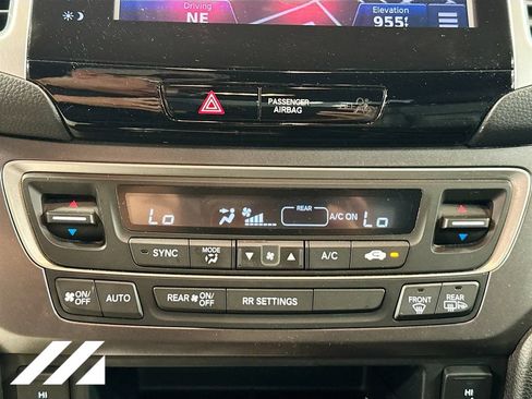 Used 2017 Honda Ridgeline RTL-T image 18