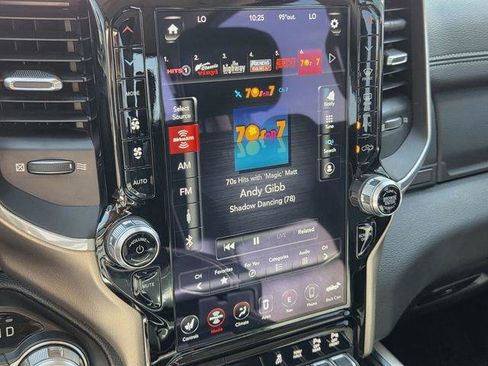 Used 2021 RAM 1500 Laramie image 18