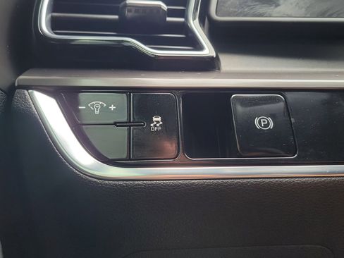 Used 2023 Kia Sportage EX FWD image 27