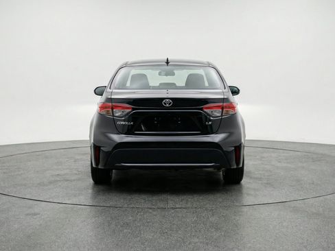 Used 2025 Toyota Corolla LE FWD image 7