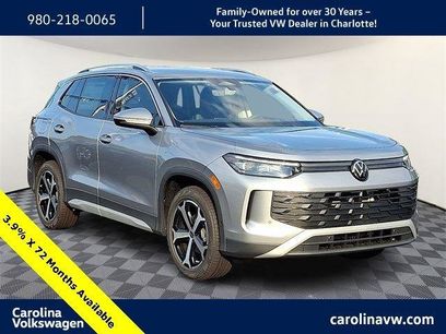 New 2025 Volkswagen Tiguan SE