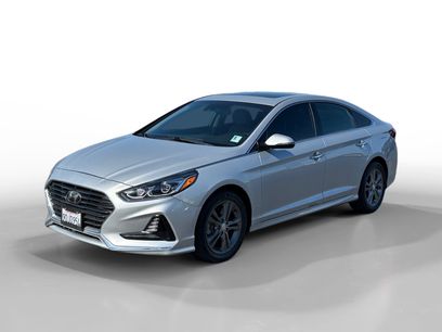 Used 2018 Hyundai Sonata Limited w/ Limited Ultimate Package 03