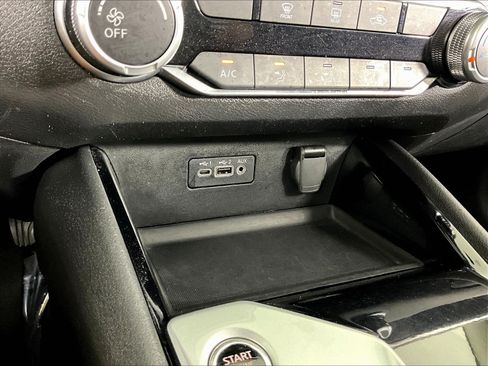 Certified 2024 Nissan Altima 2.5 SV FWD image 16