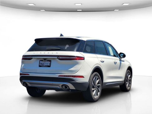 Used 2024 Lincoln Corsair FWD w/ Equipment Group 101A image 6