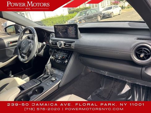 Used 2022 Lexus IS 350 F Sport image 16