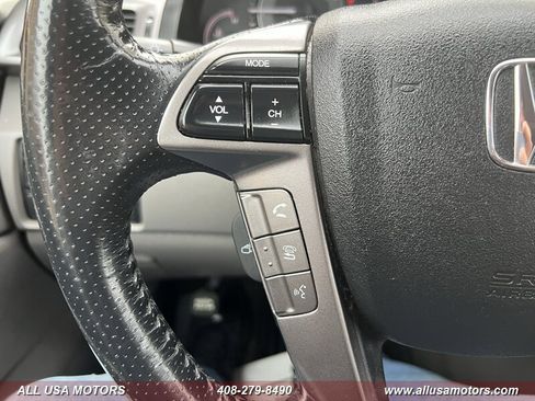 Used 2017 Honda Odyssey EX-L image 17
