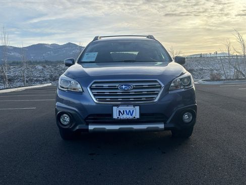 Used 2015 Subaru Outback 3.6R Limited image 2