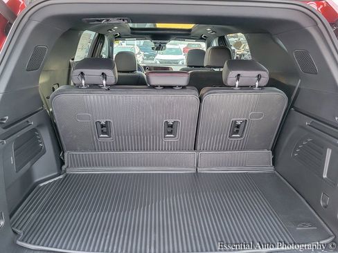 New 2026 Chevrolet Traverse Z71 w/ Driver Confidence Package image 19