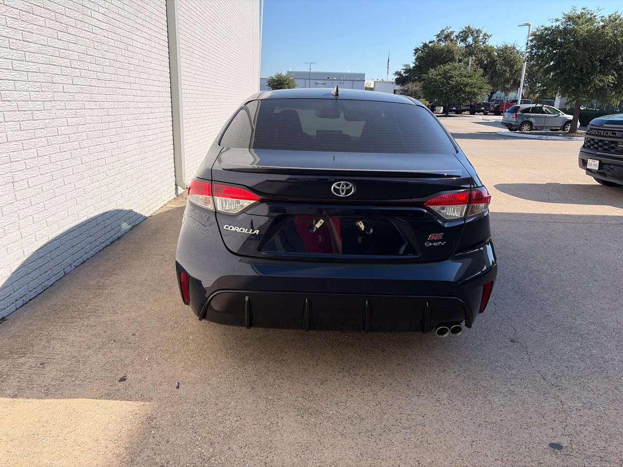 Used 2025 Toyota Corolla SE FWD image 4
