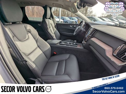 Certified 2022 Volvo XC60 B6 Inscription w/ Advanced Package image 23