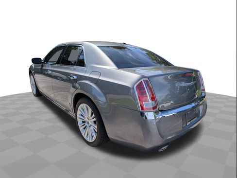 Used 2011 Chrysler 300 C w/ Sound Group RWD image 6