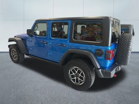 Used 2024 Jeep Wrangler Unlimited Rubicon image 4