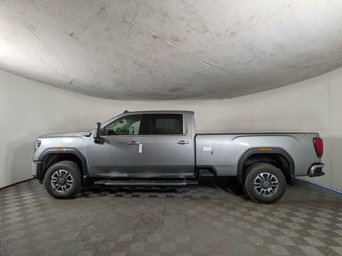 New 2026 GMC Sierra 2500 SLE w/ SLE Value Package; image 3