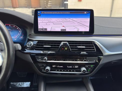 Used 2023 BMW M550i xDrive AWD/4WD image 26
