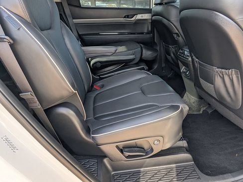 Used 2023 Hyundai Palisade SEL w/ Premium Package FWD image 25