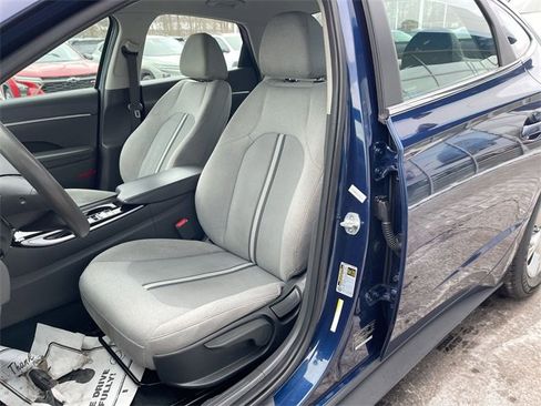 Used 2021 Hyundai Sonata SE image 17