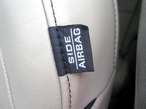 Used 2017 Acura MDX SH-AWD w/ Advance Package image 14