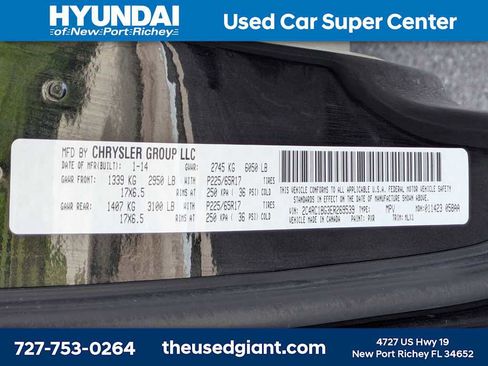 Used 2014 Chrysler Town & Country Touring FWD image 40