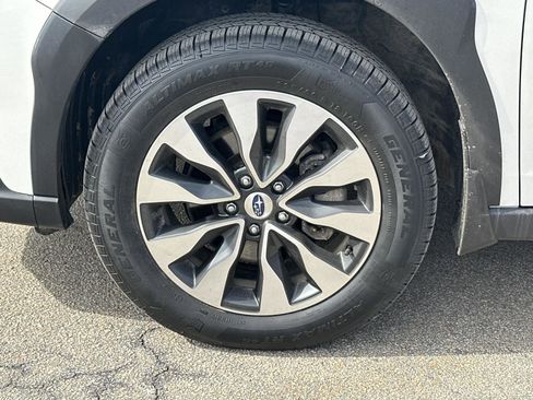 Used 2023 Subaru Outback Touring XT image 6