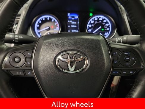 Used 2024 Toyota Camry SE FWD image 14