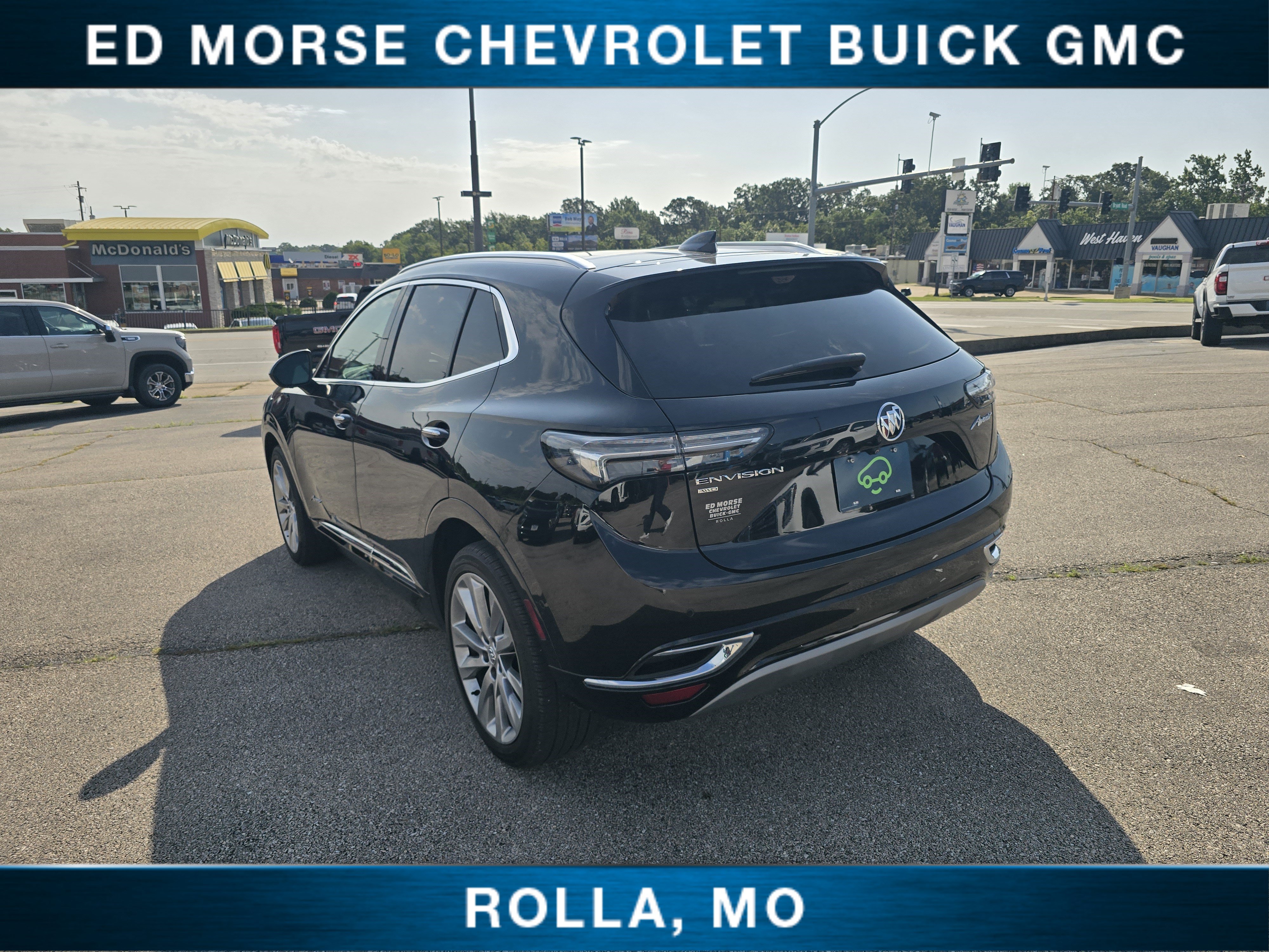 Certified 2023 Buick Envision Avenir AWD/4WD image 6