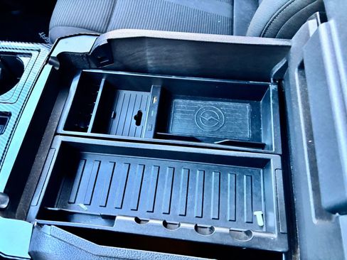 Used 2015 Ford F150 XLT w/ Equipment Group 302A Luxury image 24