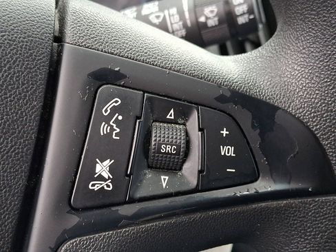 Used 2016 Chevrolet Equinox LS image 22