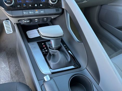 New 2026 Hyundai Elantra Sport FWD image 25