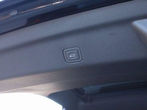 New 2026 GMC Yukon Denali w/ Sun & Power Step Package AWD/4WD image 11