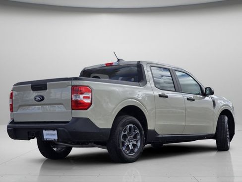 Used 2025 Ford Maverick XLT w/ Equipment Group 301A AWD/4WD image 23