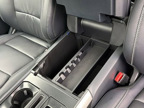 Used 2025 Ford F150 Lariat image 26