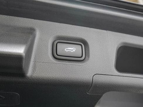 Used 2023 Hyundai Santa Fe Limited AWD/4WD image 11