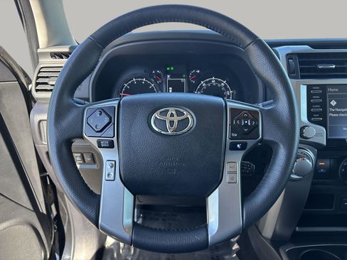 Used 2024 Toyota 4Runner SR5 image 28
