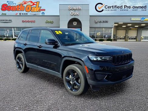 Used 2024 Jeep Grand Cherokee Altitude AWD/4WD image 1
