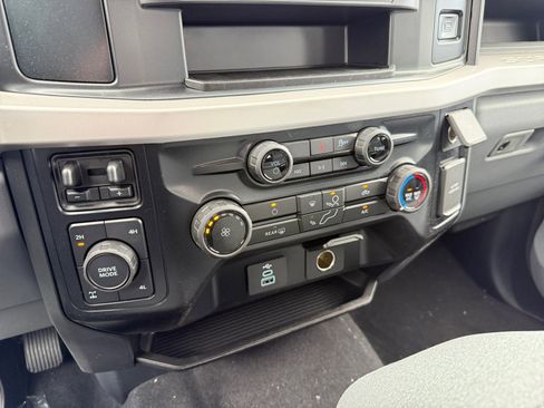 New 2025 Ford F350 XLT image 13