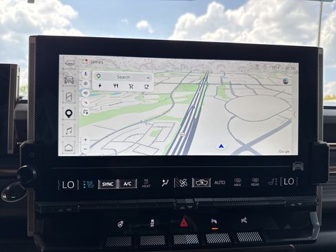 Used 2025 GMC Hummer EV 3X AWD/4WD image 25
