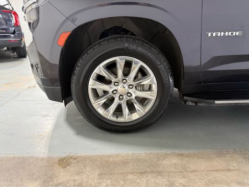 Used 2022 Chevrolet Tahoe Premier AWD/4WD image 11