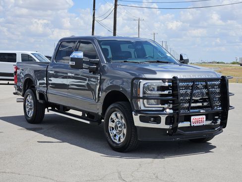 Used 2024 Ford F250 Lariat w/ Chrome Package AWD/4WD image 3