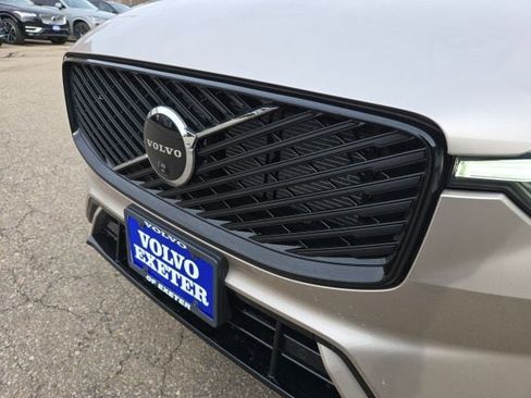 New 2026 Volvo XC60 B5 Plus w/ Climate Package AWD/4WD image 11