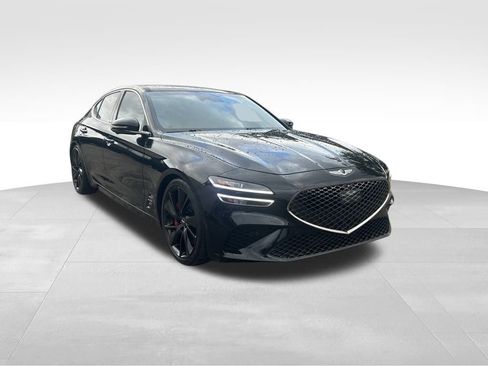 Used 2023 Genesis G70 3.3T w/ Sport Prestige Package image 2