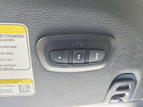 Used 2024 Jeep Wrangler Sport S image 36