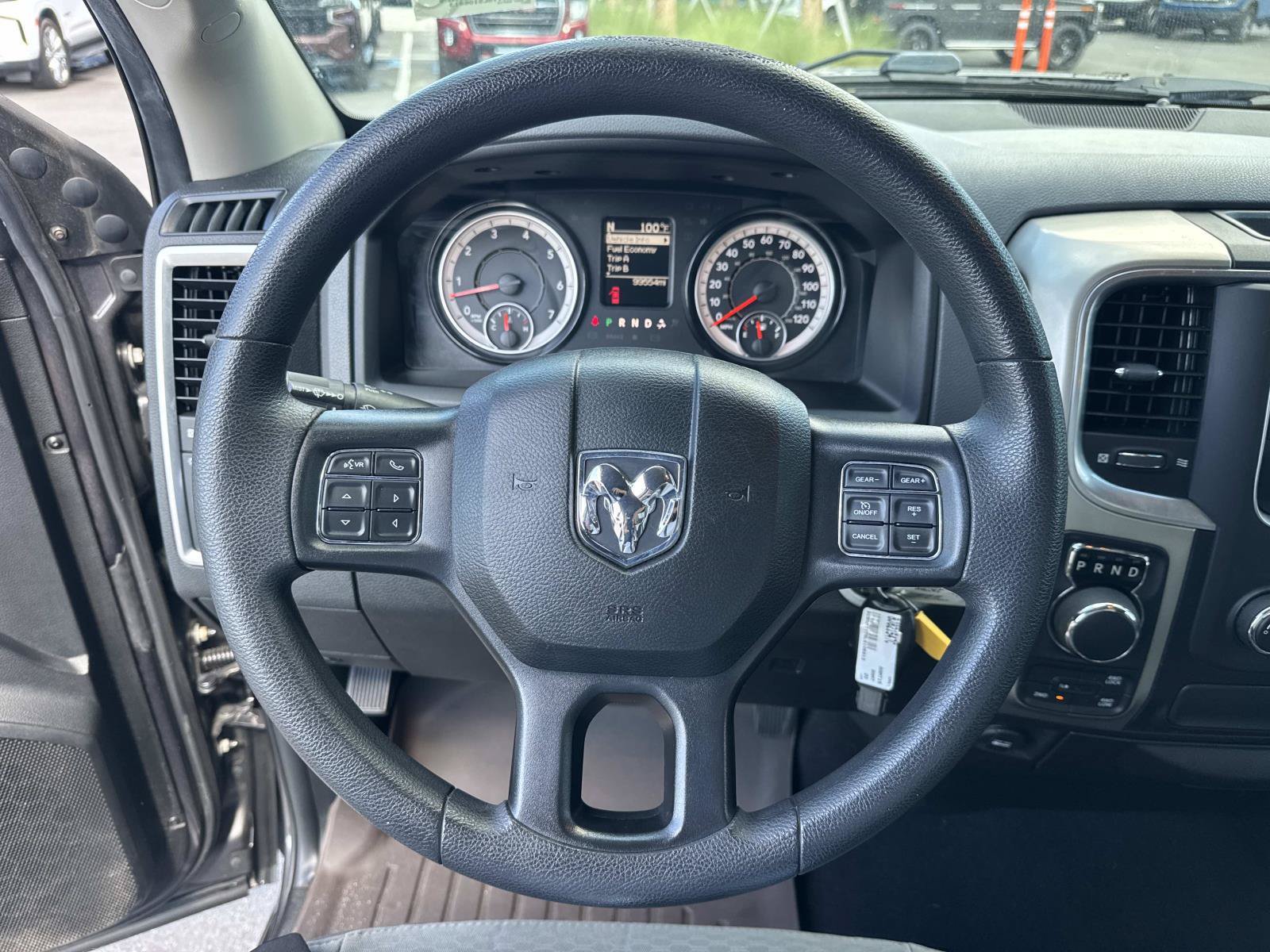 Used 2020 RAM 1500 Classic SLT AWD/4WD image 26