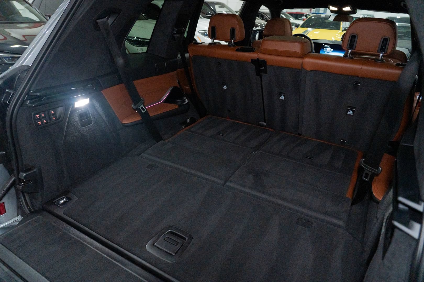 Used 2023 BMW X7 M60i AWD/4WD image 42