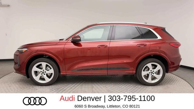 Used 2025 Audi Q5 Premium w/ Premium Plus AWD/4WD image 5