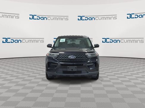 Used 2023 Ford Explorer 4WD image 3