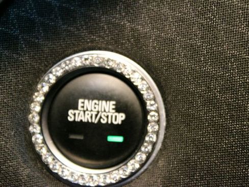 Used 2022 Chevrolet Malibu LT image 22