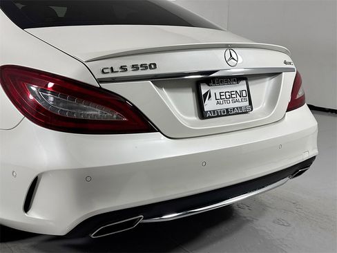 Used 2018 Mercedes-Benz CLS 550 4MATIC w/ Premium 2 Package image 11